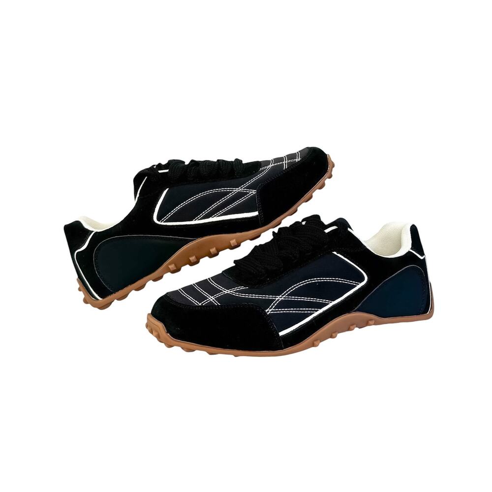 Berness Black Retro Runner Low-Top Sneakers Women's 10